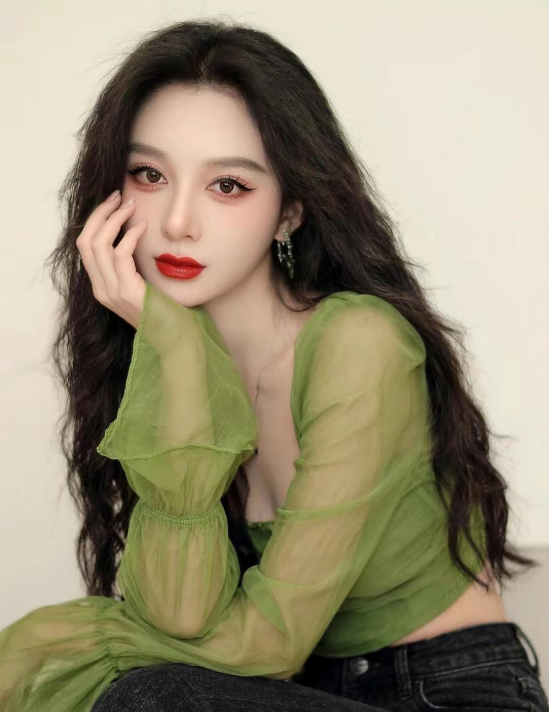 五一快到了想出去玩想要一个男朋友哪里有好的男朋友推荐长发淡妆造型 清纯甜美妆教程