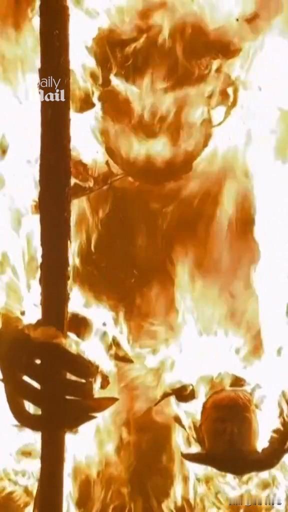 在危地马拉一项一年一度的圣诞前传统活动中，唐纳德·特朗普的纸像被选定于12月7日