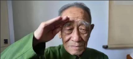 他是飞夺泸定的营长，却被当“汉奸”批斗二十年，杨得志登门见其惨状，当场写下一行字