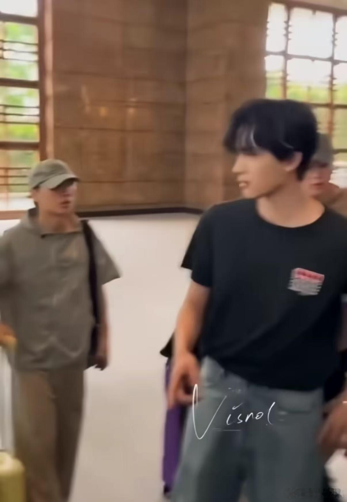 展轩刘轩丞粉丝见面会路透展轩刘轩丞双人见面会路透展轩刘轩丞粉丝见面会路透，期待见