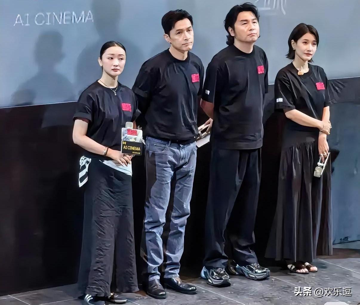 《抓特务》上海见面会韩红没来，也难怪，上海本地压根没有“走个面”这种说法
 
韩