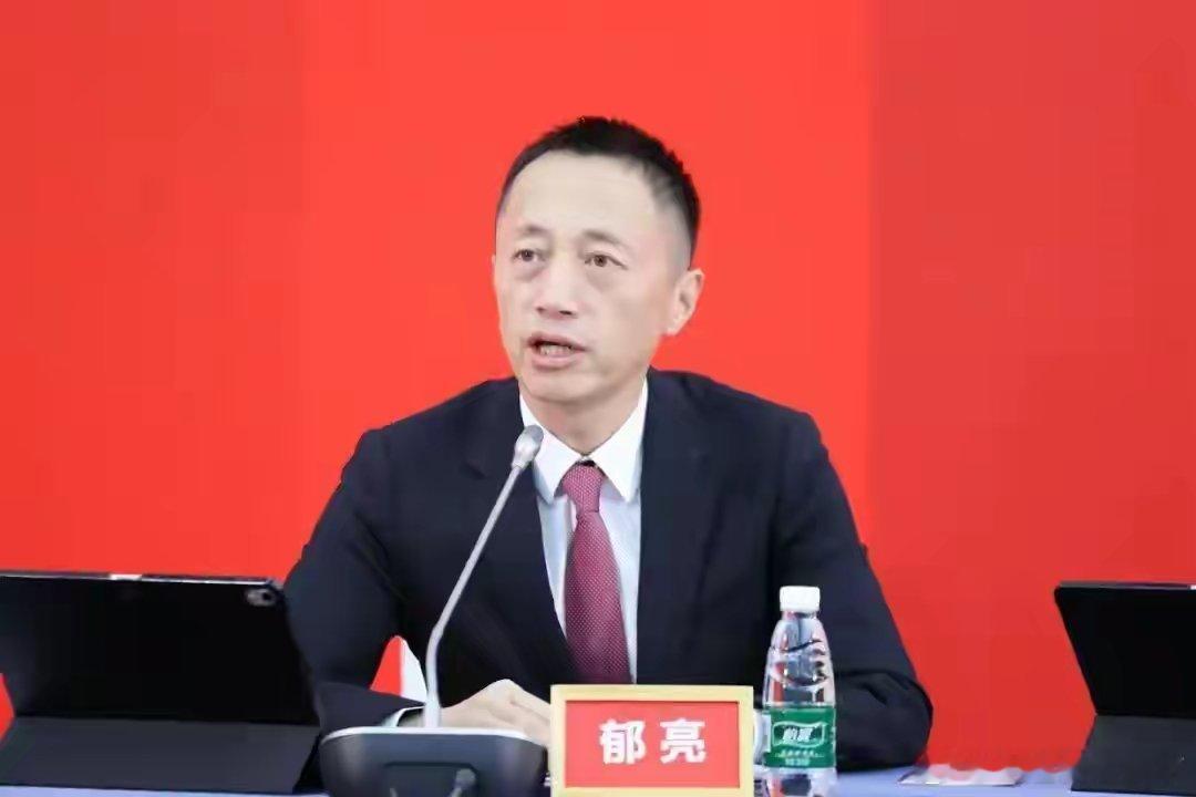 万科及原董事会主席郁亮都被限高了，啥信号？ ​​​