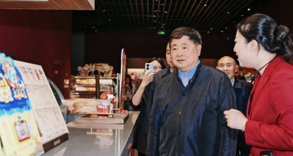 单霁翔说北京市民很少来故宫 单霁翔谈很多游客逛故宫不到2小时 文遗云图他说自己从