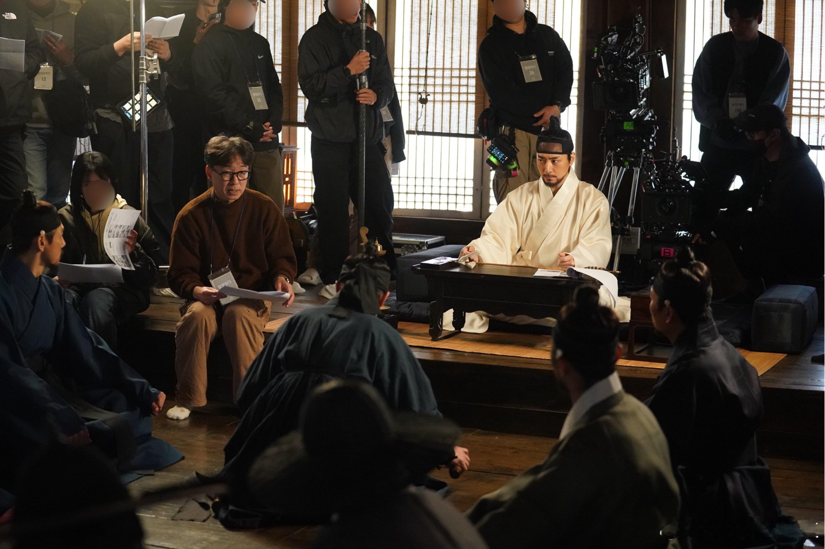 是李浚赫梦寐以求的胡子啊