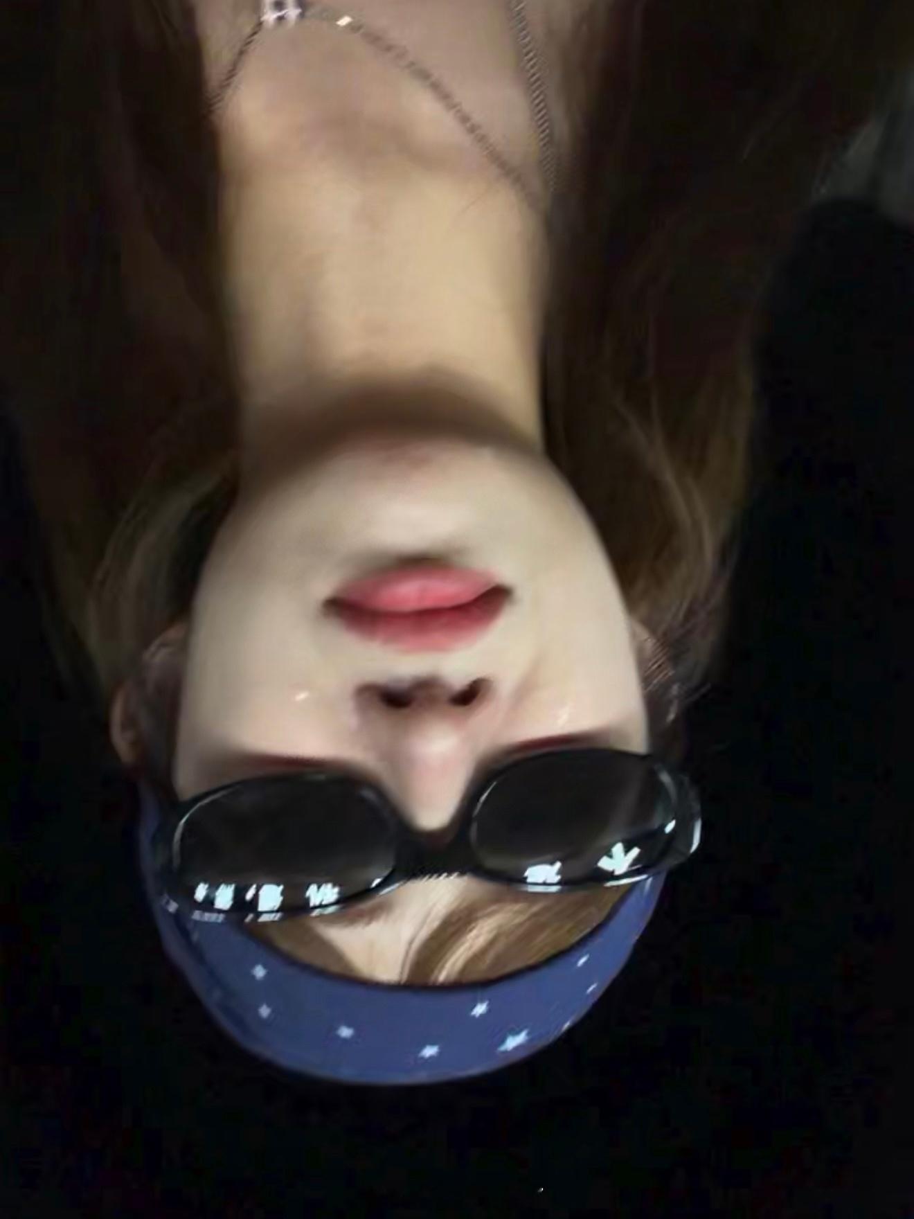 幸福短暂而苦难永恒 ​​​