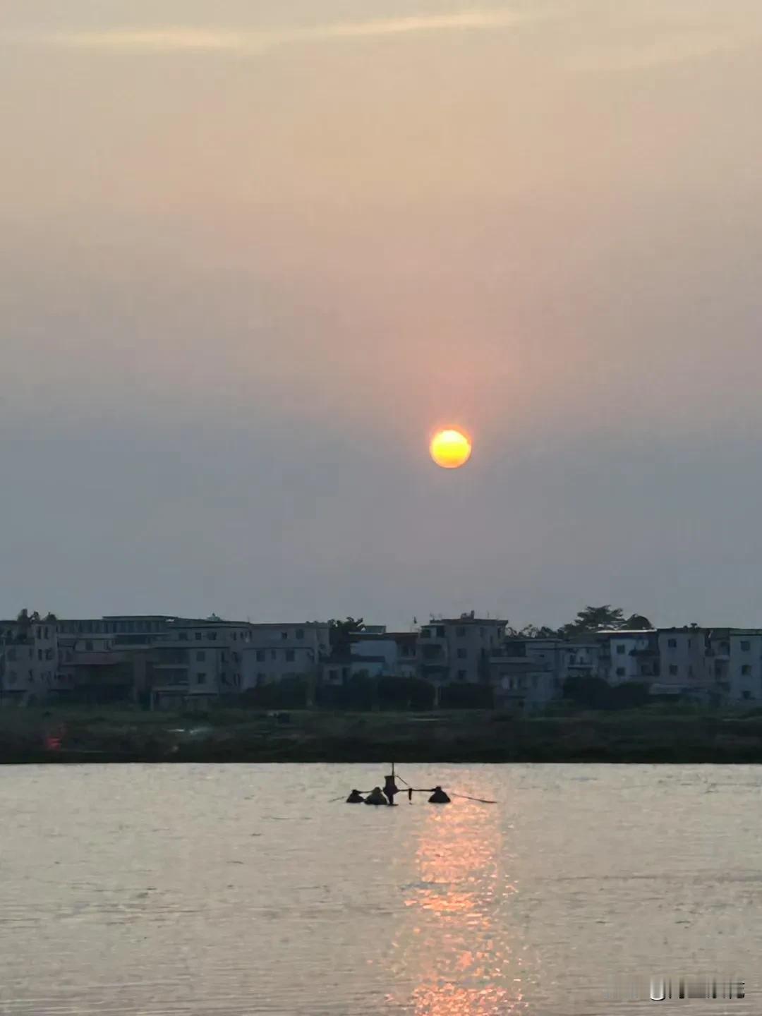 2025年7月6日
今天是个好日子
24节气中的小满
一年中炎热酷暑的开启
早安