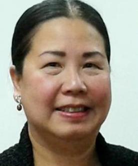 “我是美国人，我当然给美国人做事了！”2016年，一位和蔼可亲的“中国阿姨”竟然