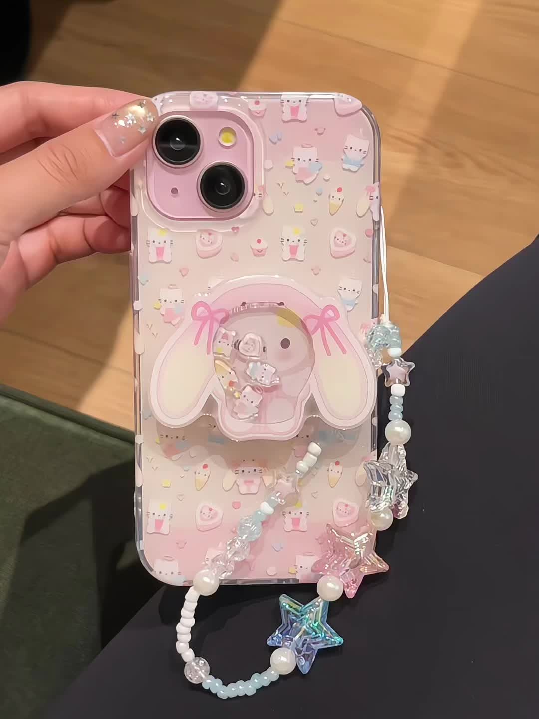 好朋友 送我这个可可爱爱的手机壳  谢谢