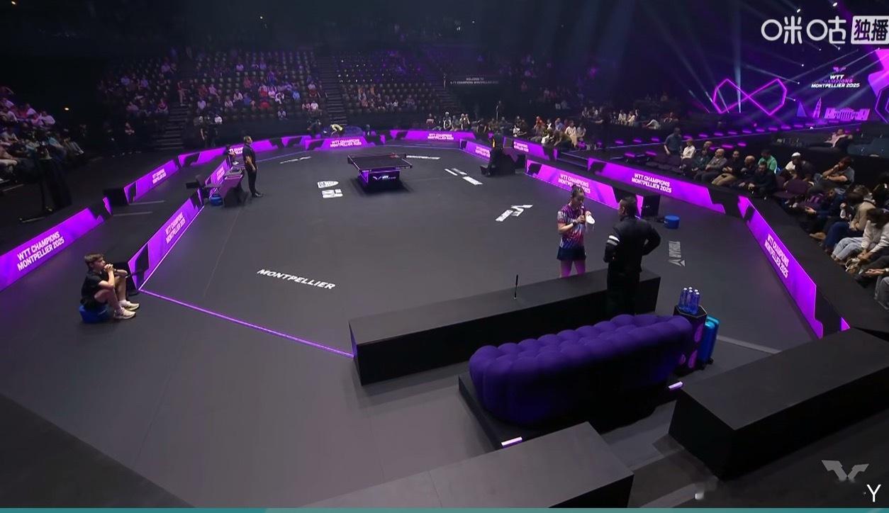 朱芊曦1-0金娜英韩女内战居然带着教练？？ ​​​