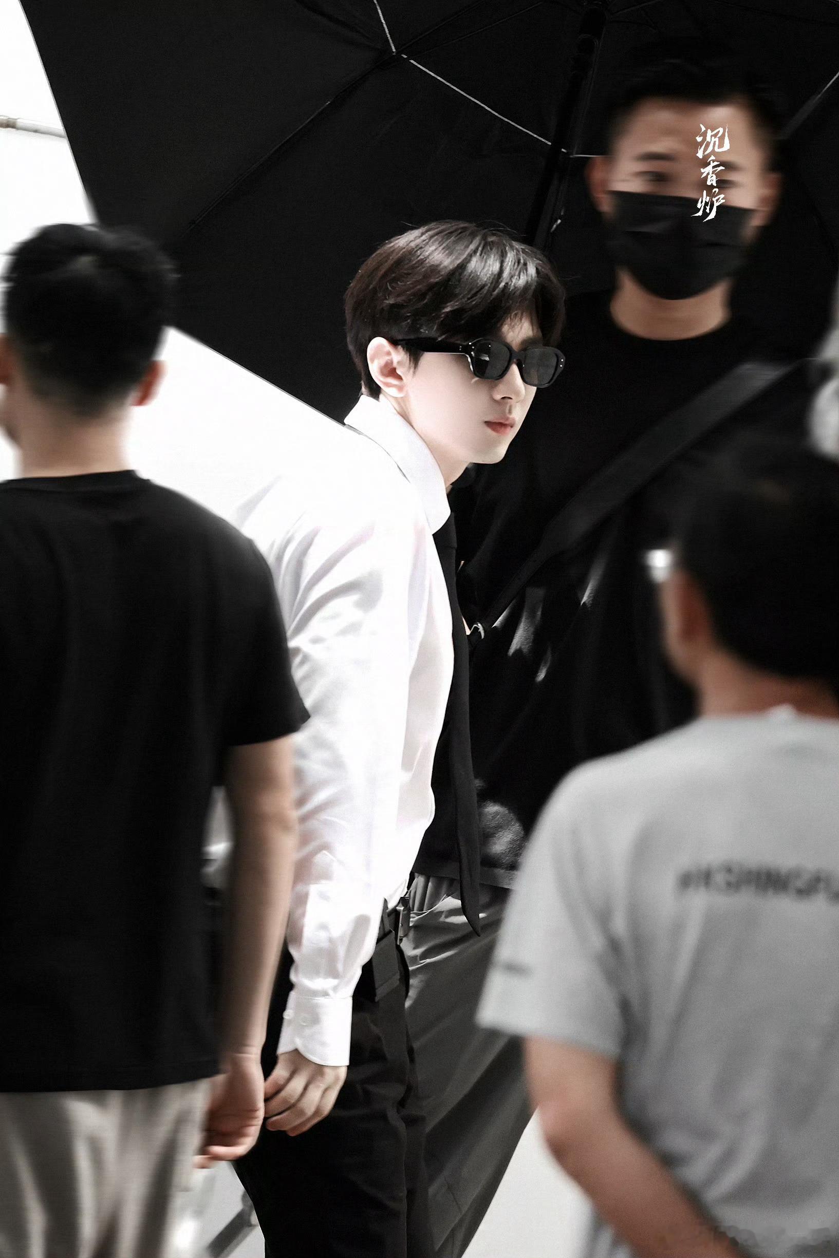 成毅[超话]成毅狩谎cy成毅林彦廷成毅用心对待每一个角色，拒绝模板化表演，用自己
