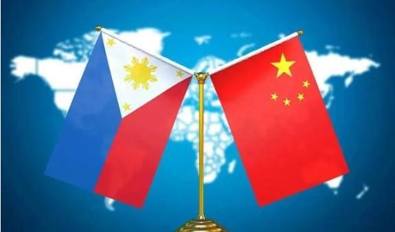律宾硬刚中国：海上划界“必须谈”，谁给她的胆子？ 
 
菲律宾彻底杠上了！6月1