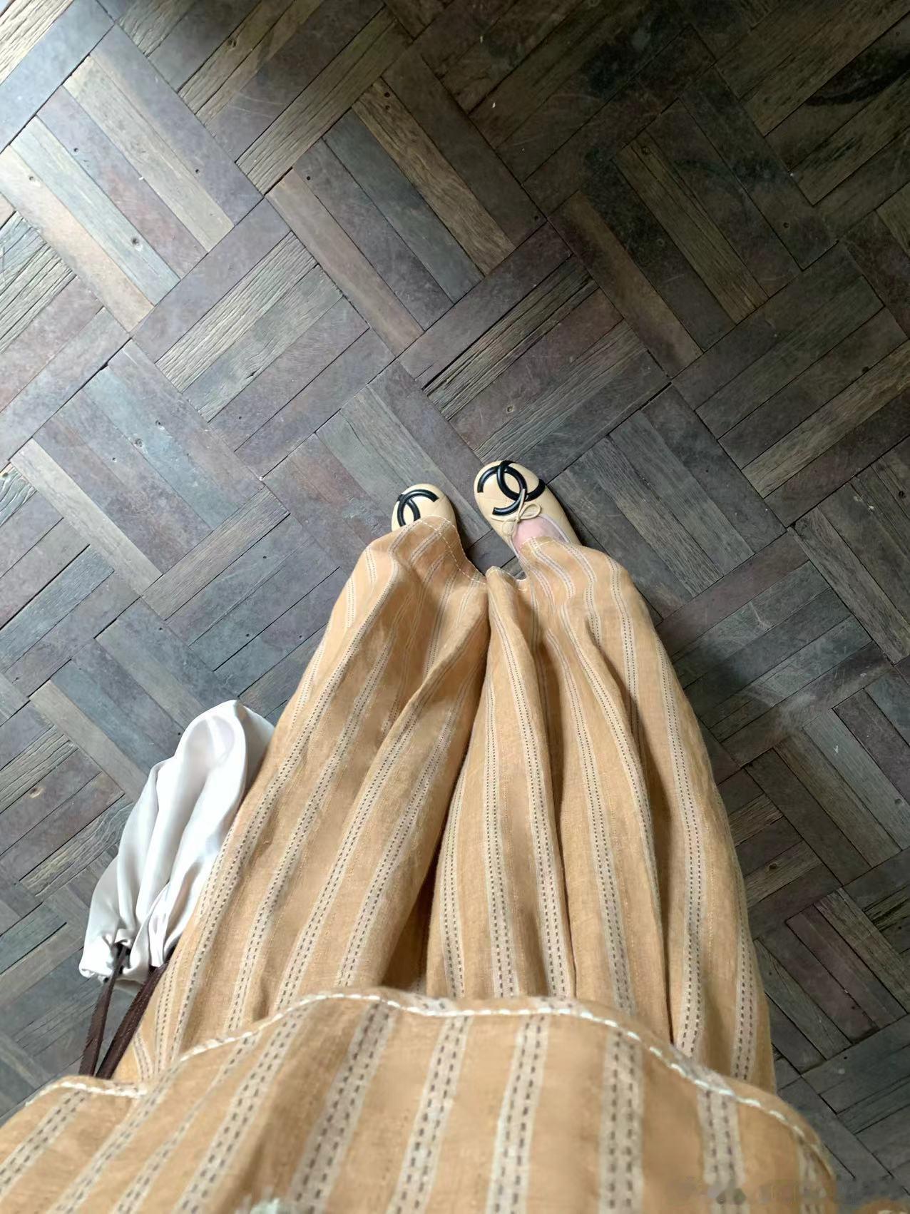 手工士林染系列“如植物般呼吸”泰国私服松弛套装终于出货了！100亚麻➕米粒绣工艺