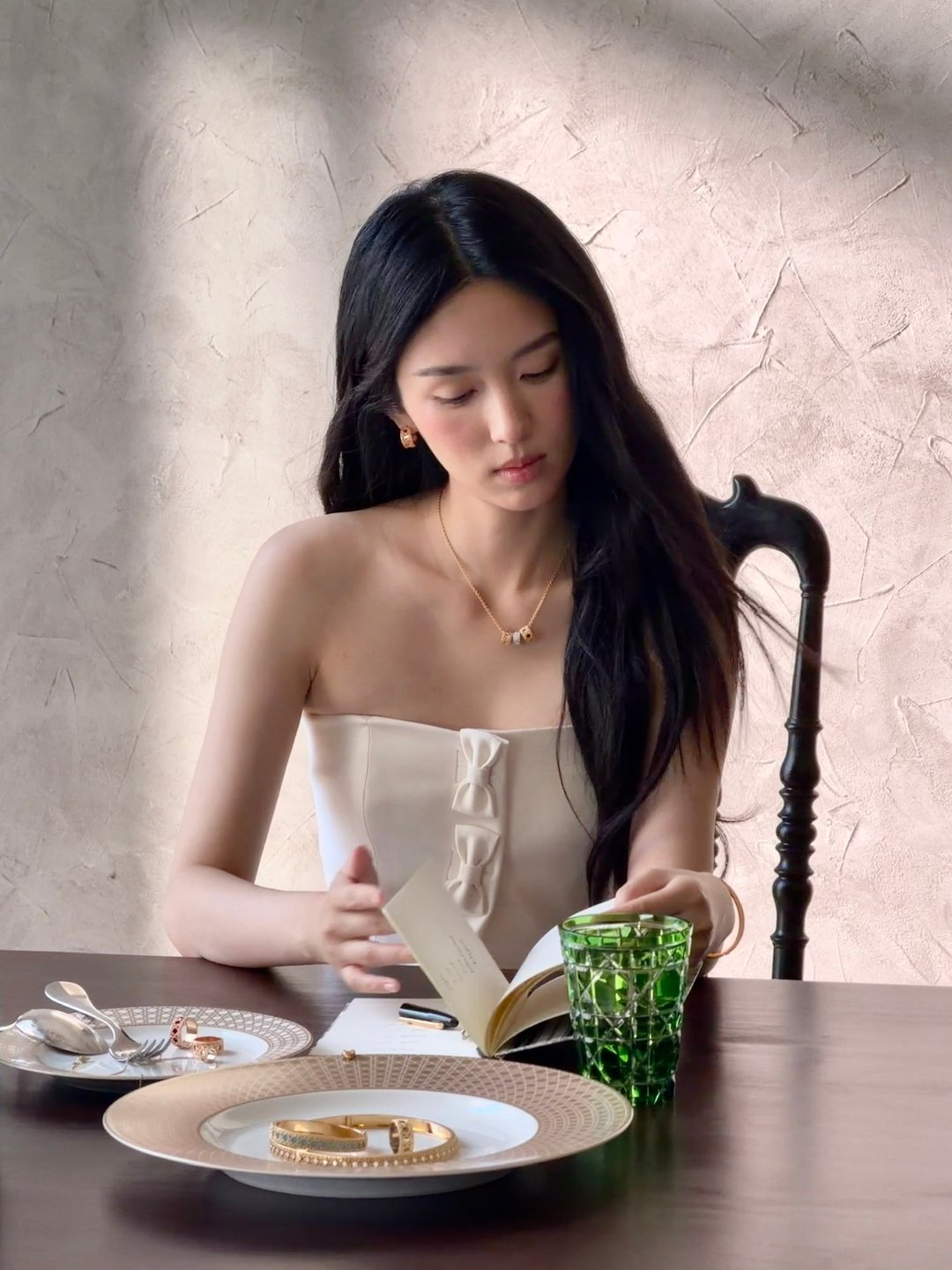 此女美得很轻松► 周也 · 𝙔𝙚𝙖𝙝 