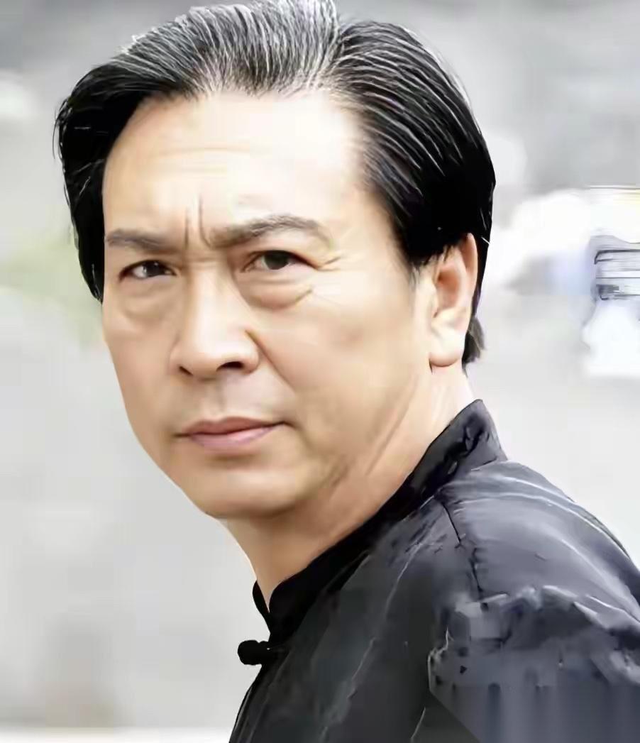 这张脸你绝对眼熟！
70岁毕彦君，《大宅门》白二爷、《觉醒年代》辜鸿铭、《庆余年