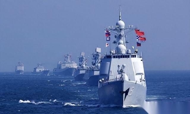 2025年3月下旬，赫格塞思刚接了美国防长的班，第一次来亚洲就直奔菲律宾。又是强