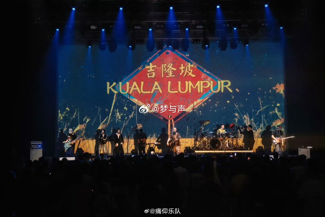 泡泡岛今年夯到什么程度泡泡岛演出时长太感人了 别人音乐节让你选，泡泡岛音乐节全给