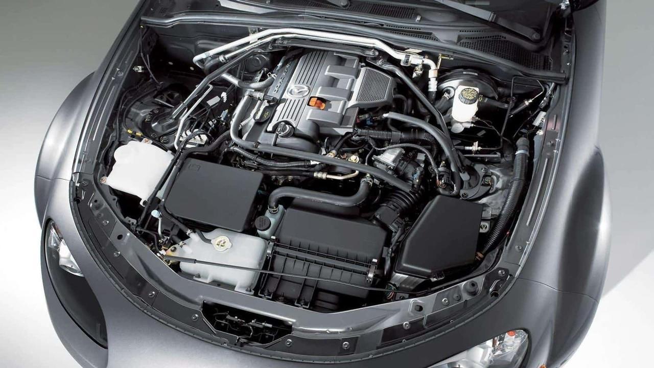 马自达MX-5 Miata始终以“人马一体”的轻量化平衡著称，但你可能不知道，马