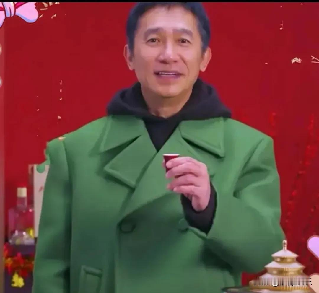 梁朝伟白酒广告太能聊，网友惊呼：这怕不是AI吧？

我一看到视频也乐了。社恐影帝