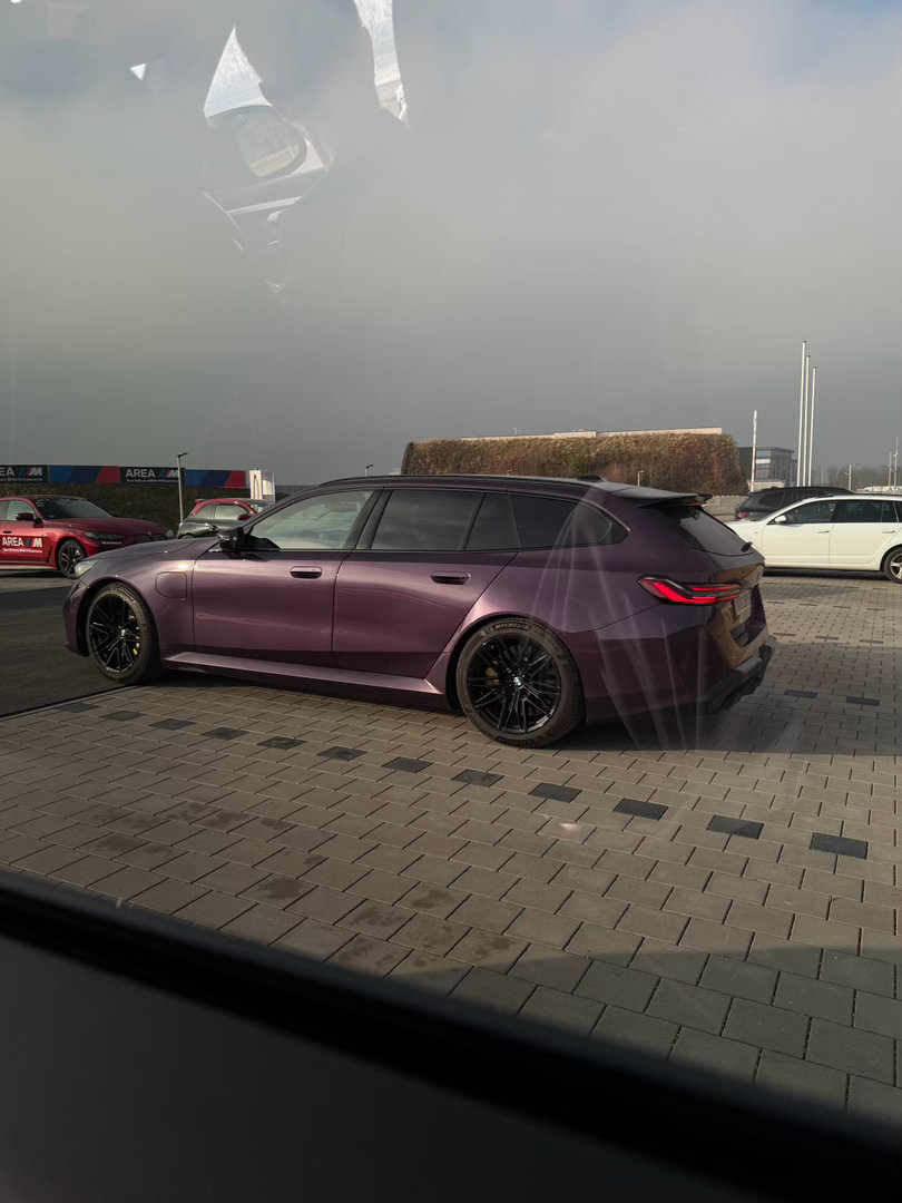 这紫色巴伐利亚大秤砣真帅啊新车宝马m5