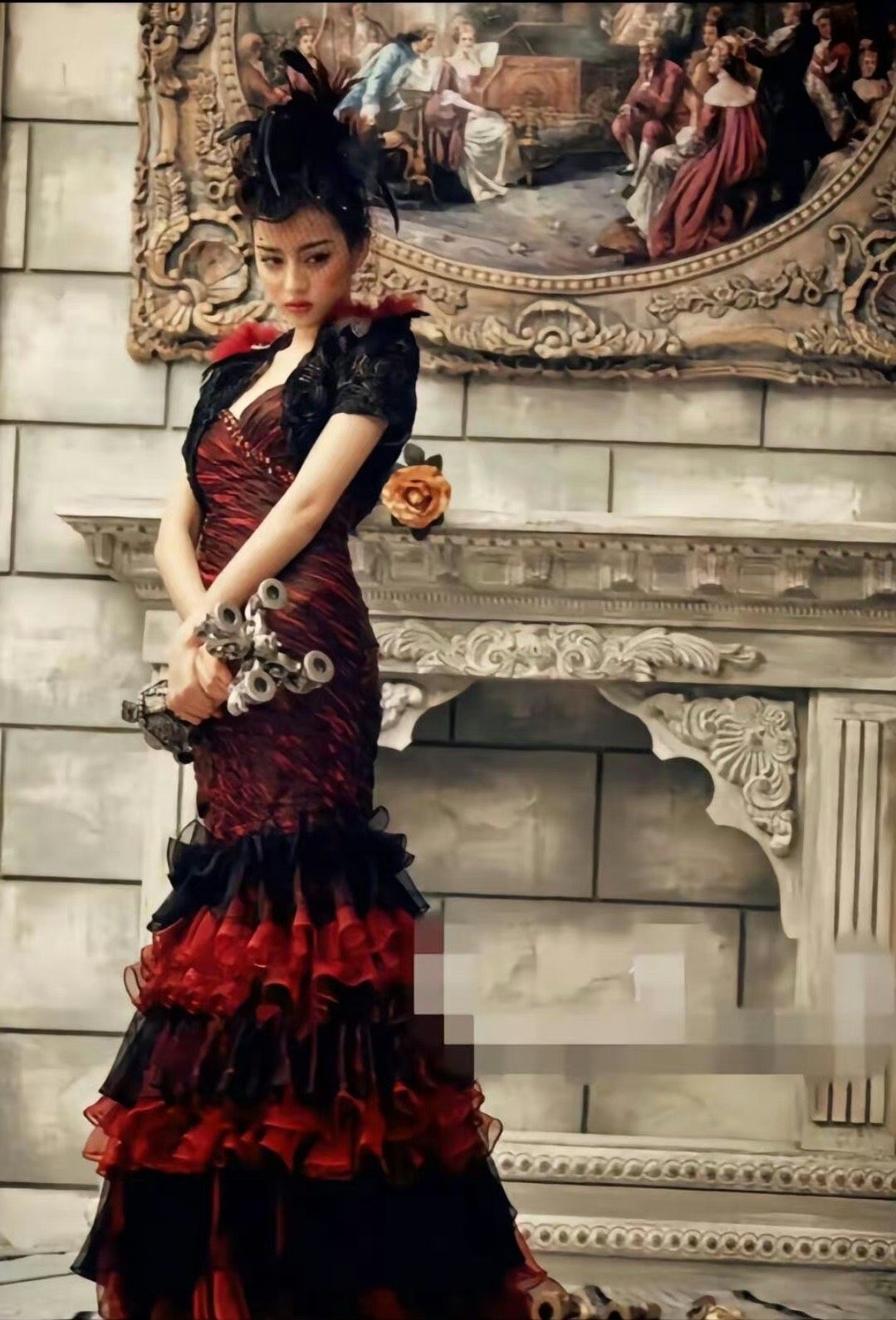 迪丽热巴以前居然还有这种大公鸡造型呢？ ​​​