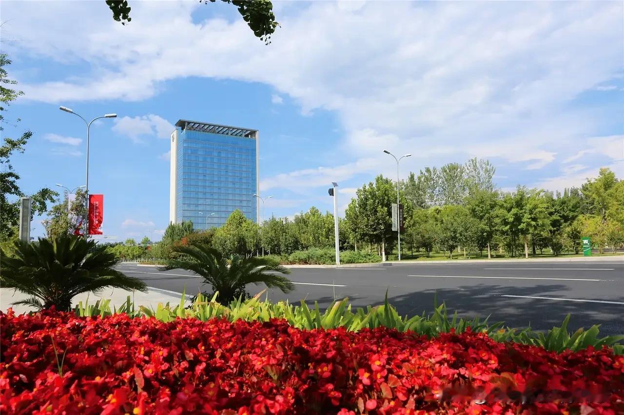 廊坊北三县的大厂将在十五五期间重点建设3大基础配套设施，包括：
1. 华电香河燃