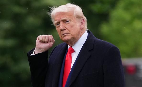 特朗普的“关税政策”已经不仅引起了世界各国的不满，就连美国内部也开始反对特朗普的