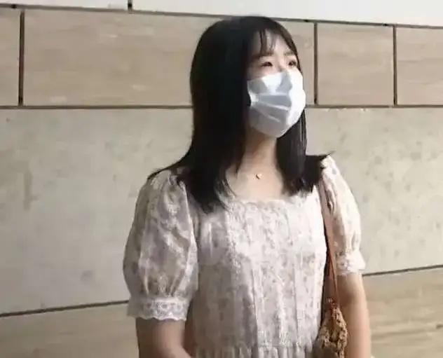 谁能想到！花1400元请朋友吃饭，还多付200元“帮陌生人买单”，结果没等来感谢