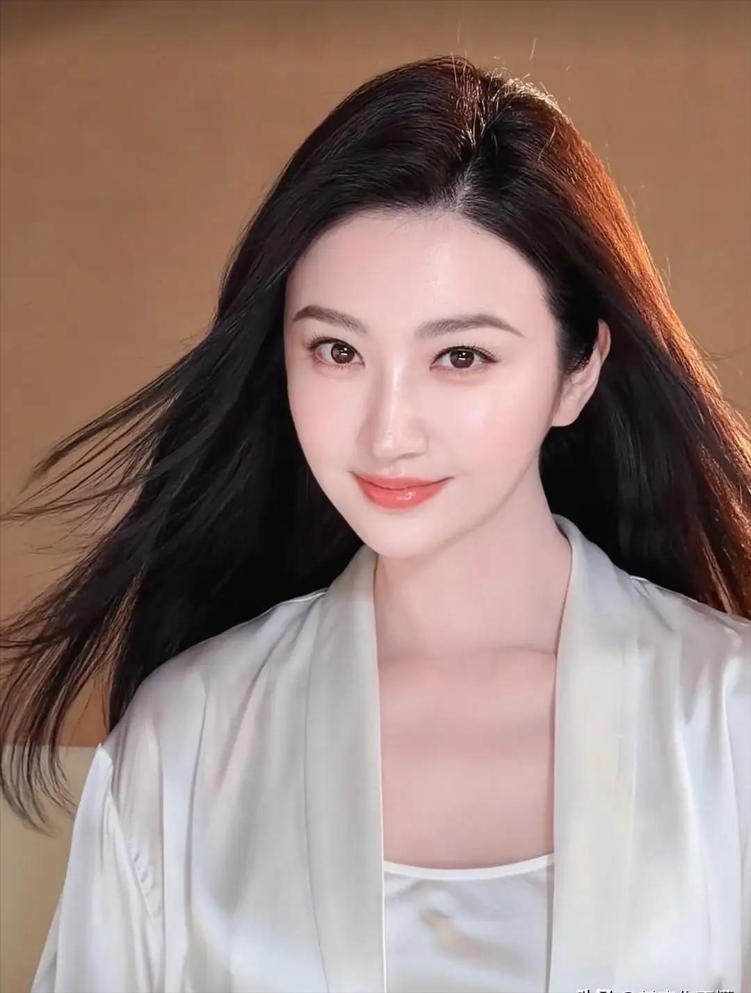 后续大瓜！景甜本人终于正式回应了，却让局面更难堪了！

前男友孙宇晨的长篇作文曝