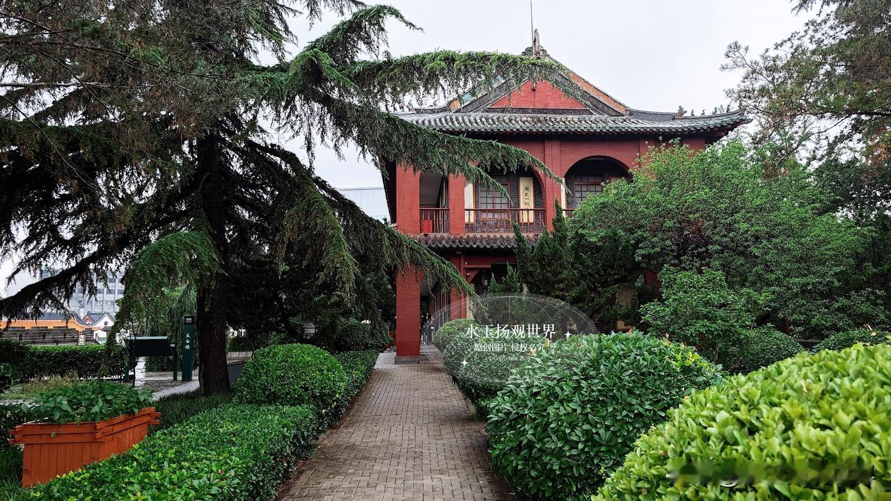 总以为李白的诗意只藏在蜀道、长安与金陵，踏遍鲁西南才知晓，济宁这座依运河而立的太