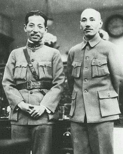 他，曾是蒋介石的结拜兄弟，手握三十万东北军；却因一场“兵谏”改变了中国历史，也让