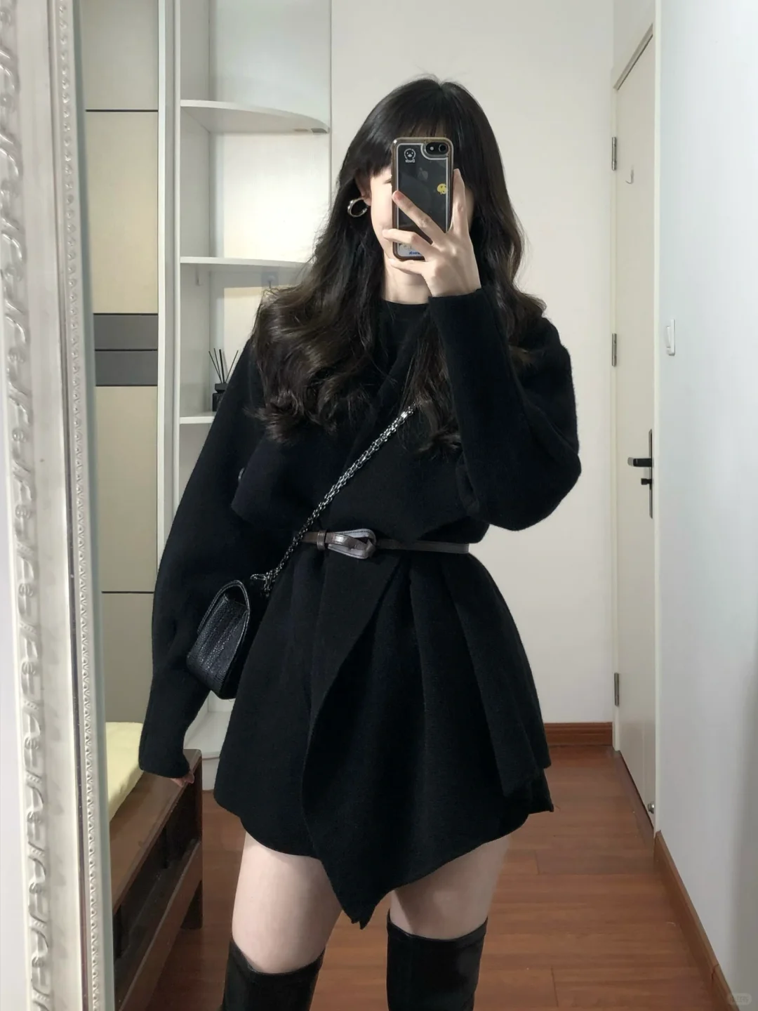 秋冬还得是all black！
