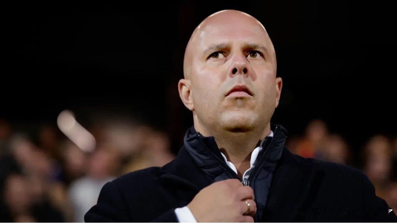 斯洛特谈下赛季欧冠资格及对阵富勒姆：“我们从国际比赛日回来时就清楚，接下来的每一