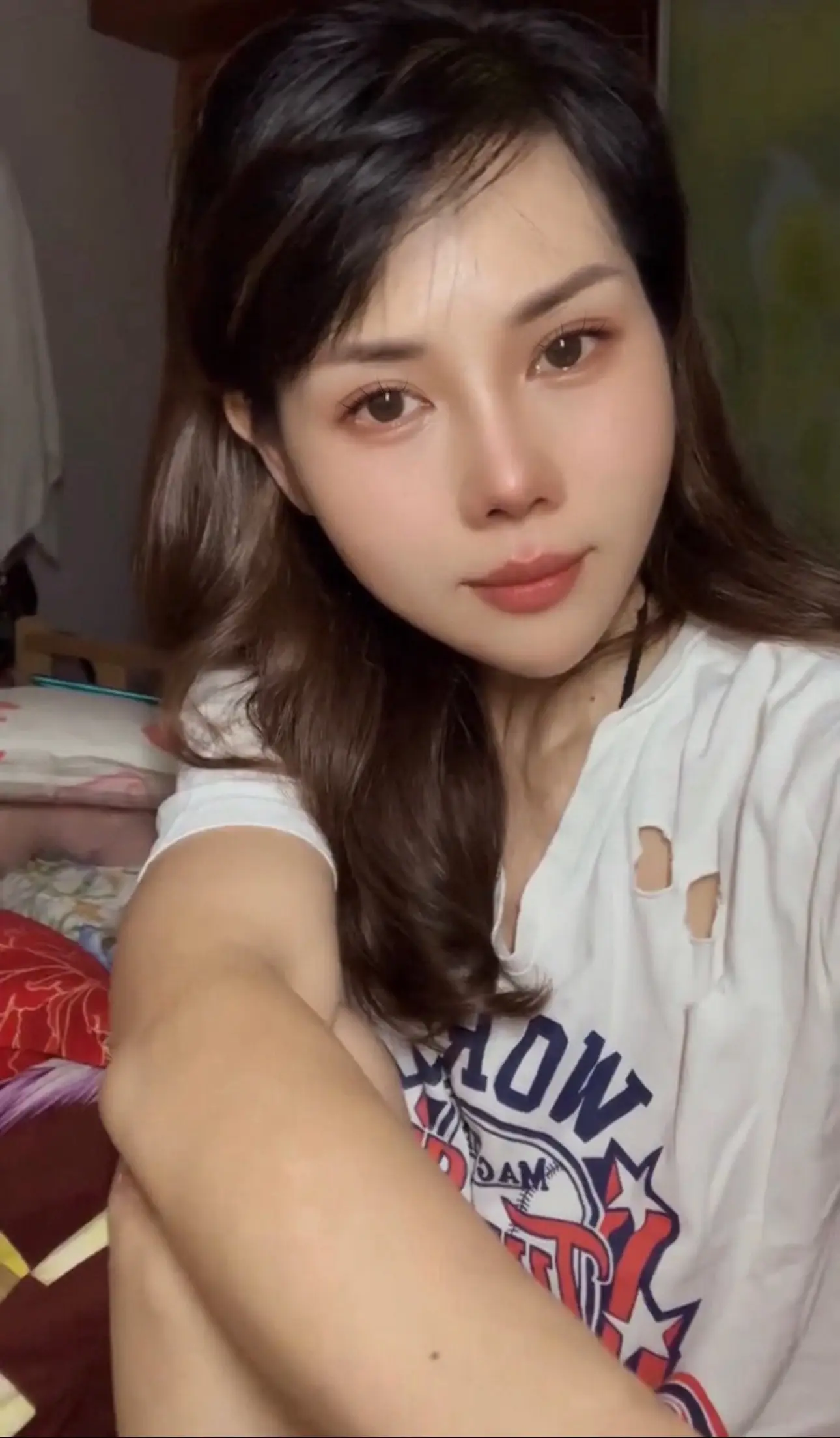 你已经15天不理我了，但我想告诉你，不管我们走到那一步，我都会帮你把债...