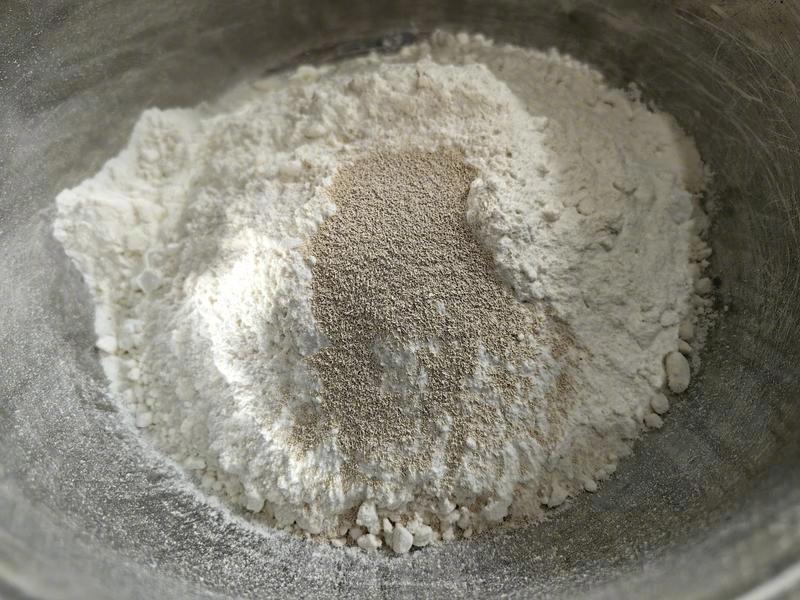 欧包失败者在这里集合[泪][泪]手把手教你做欧包，零失败教程还不快来，在家就能速