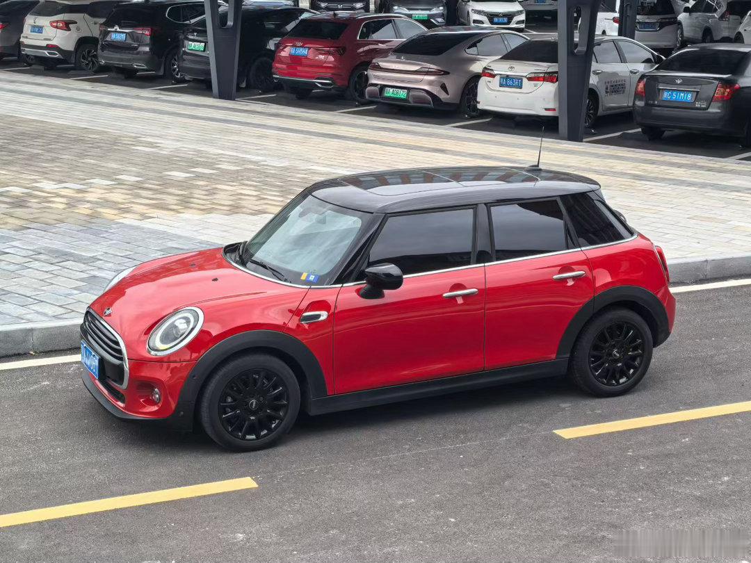 你的情绪制造机系列🎁21款MiniCooper 1.5T经典派20年12月上牌