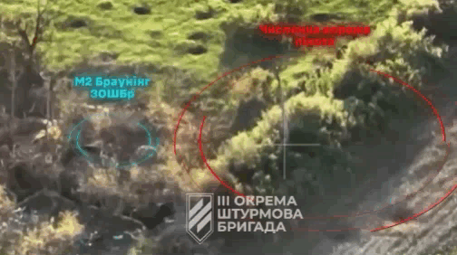 一小股爱好和平的俄军士兵在哈尔科夫地区进行友好侦察，突然遭到1名残暴的乌军机枪手