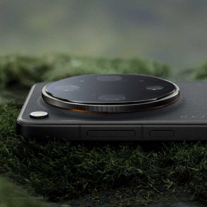 OPPO Find X9 Ultra 公布了三款全新配色，包括外观细节也都曝光了