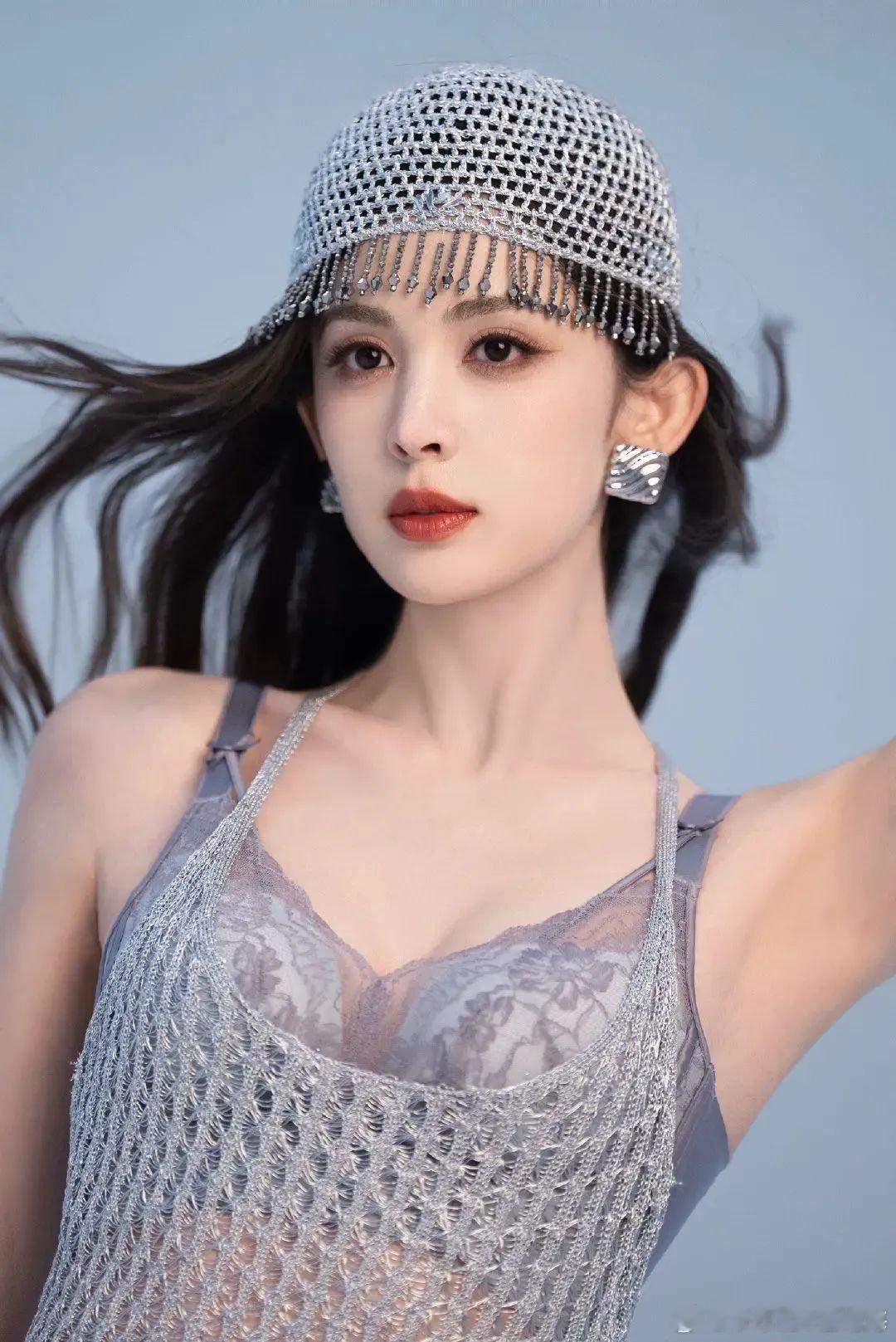 娜扎内衣写真↓这才是内娱身材和颜值的天花板 ​​​