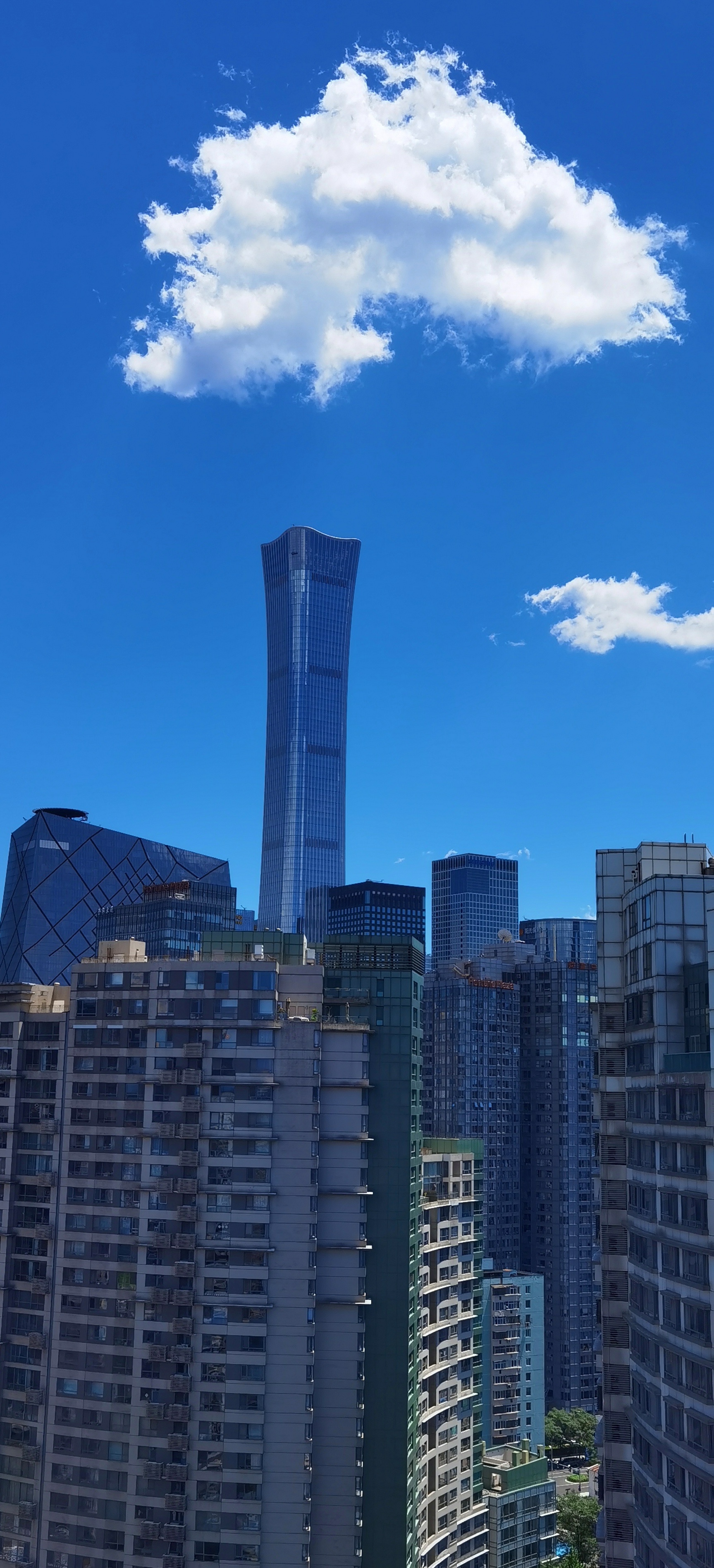 东北冷涡值得一个北京户口我说今年夏初都六月了怎么一点都不热，而且很舒爽呢！原来是