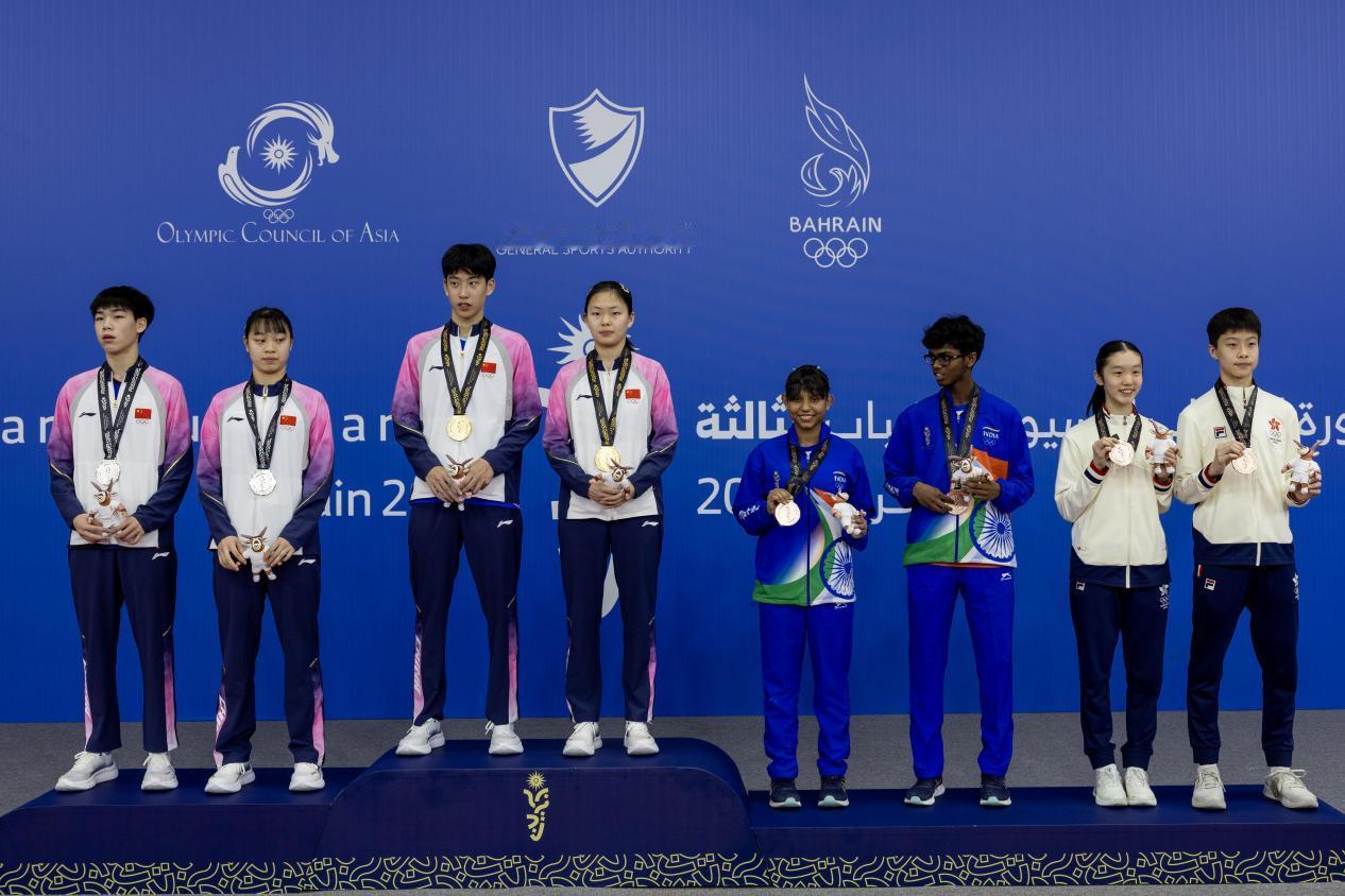 国青男队主教练刘彬认为，亚青会为后续队伍参加更高水平比赛开了个好头。“本次参加亚