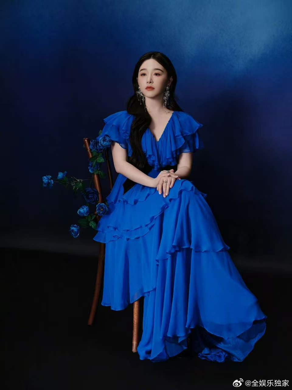 阚清子阚清子每天带腰尺时刻监督自己乘风2026从自我监督到舞台备战，阚清子用腰尺