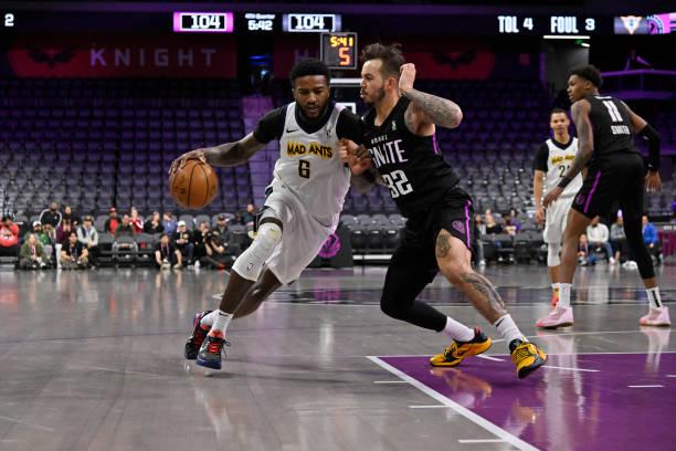 根据印第安纳波利斯当地媒体Fieldhouse Files记者Scott Agn