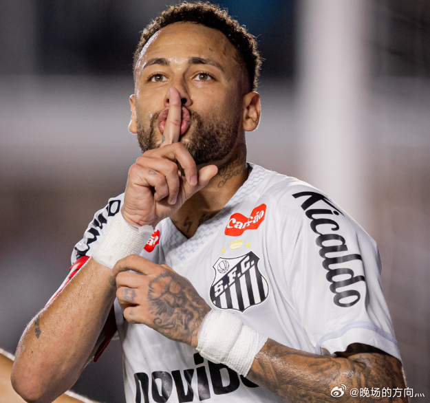 跟队：为世界杯前保持健康内马尔将挑着踢，一周3赛时最多2场当地时间3月25日，桑