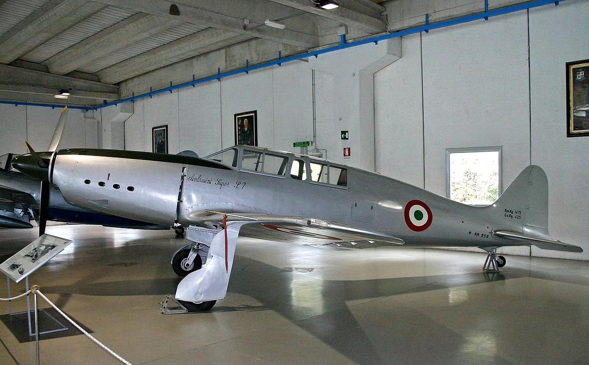 装备欣赏：意大利的安布罗西尼 “人马座”喷气式试验机。SAI安布罗西尼打算基于自