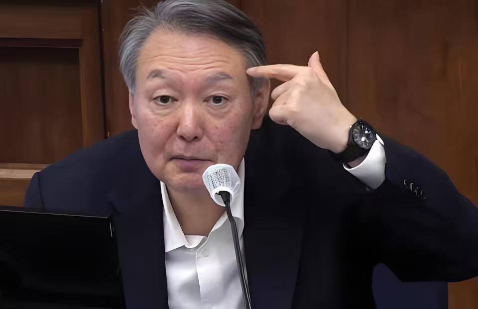 李在明根本不给活路。尹锡悦第一波罪责已经宣判，韩国检方要求数罪并罚，判处尹锡悦有