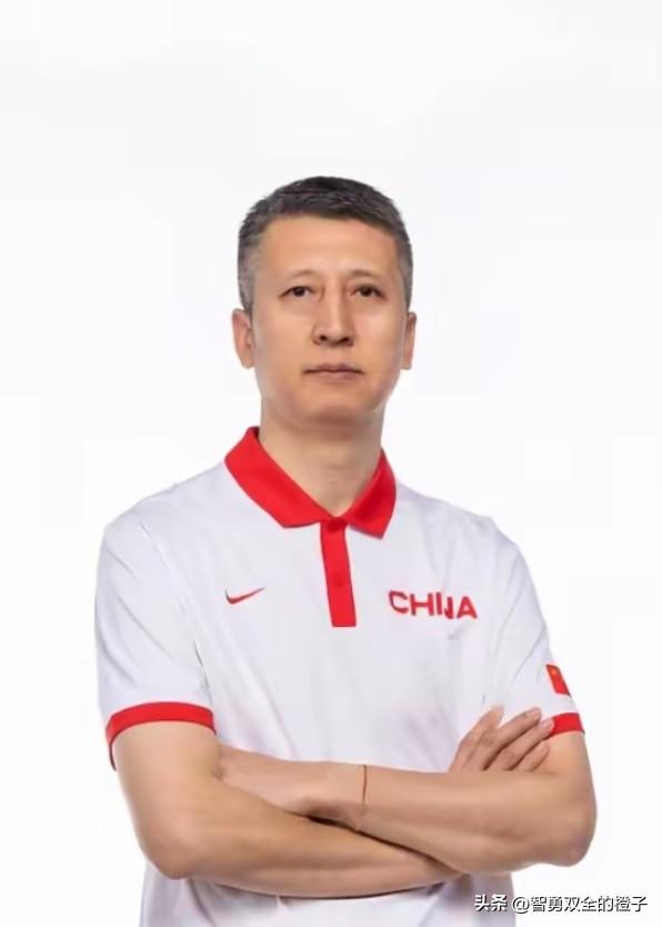 看完男篮和台北队的比赛，想给主教练郭士强提3个建议！

第1、不要搞平均主义，谁