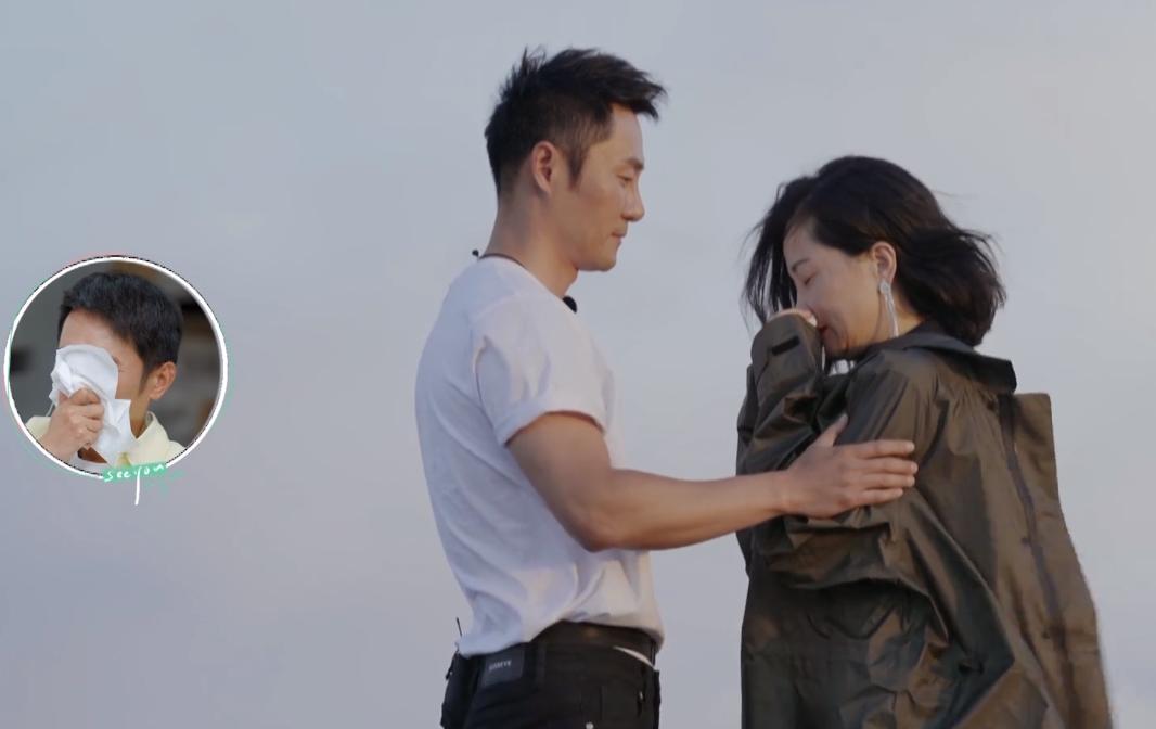 章贺应该把名字再改回来还叫章贺就更好了。因为大家认识记住的是章贺，刚要红有点热度