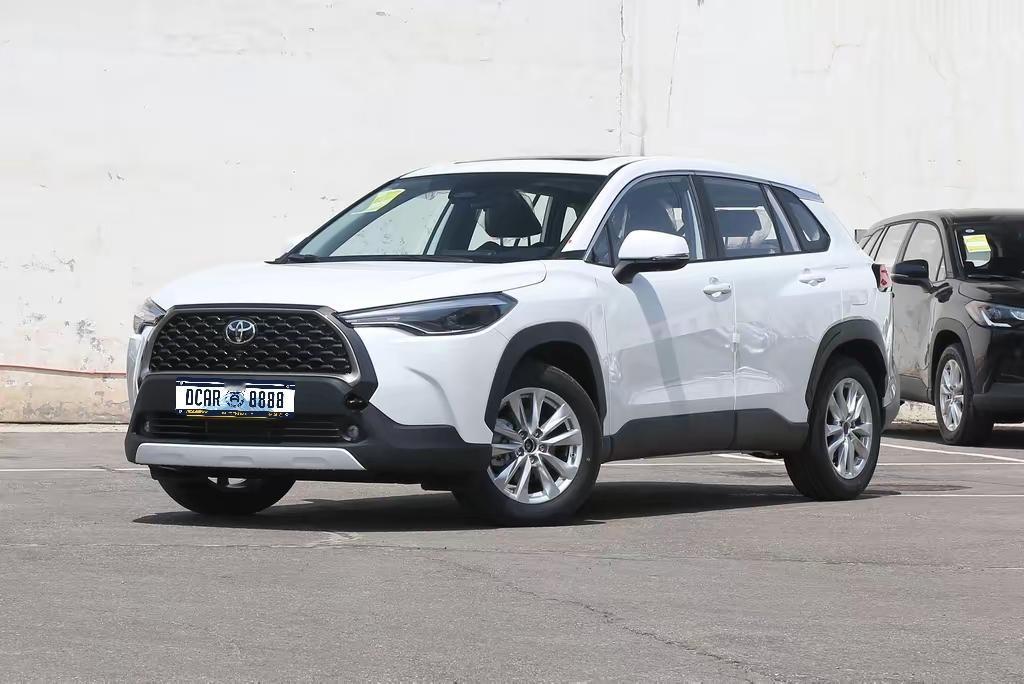 二手卡罗拉锐放：8万买丰田SUV，这3个“分水岭”年款千万别买错
兄弟们，这期聊