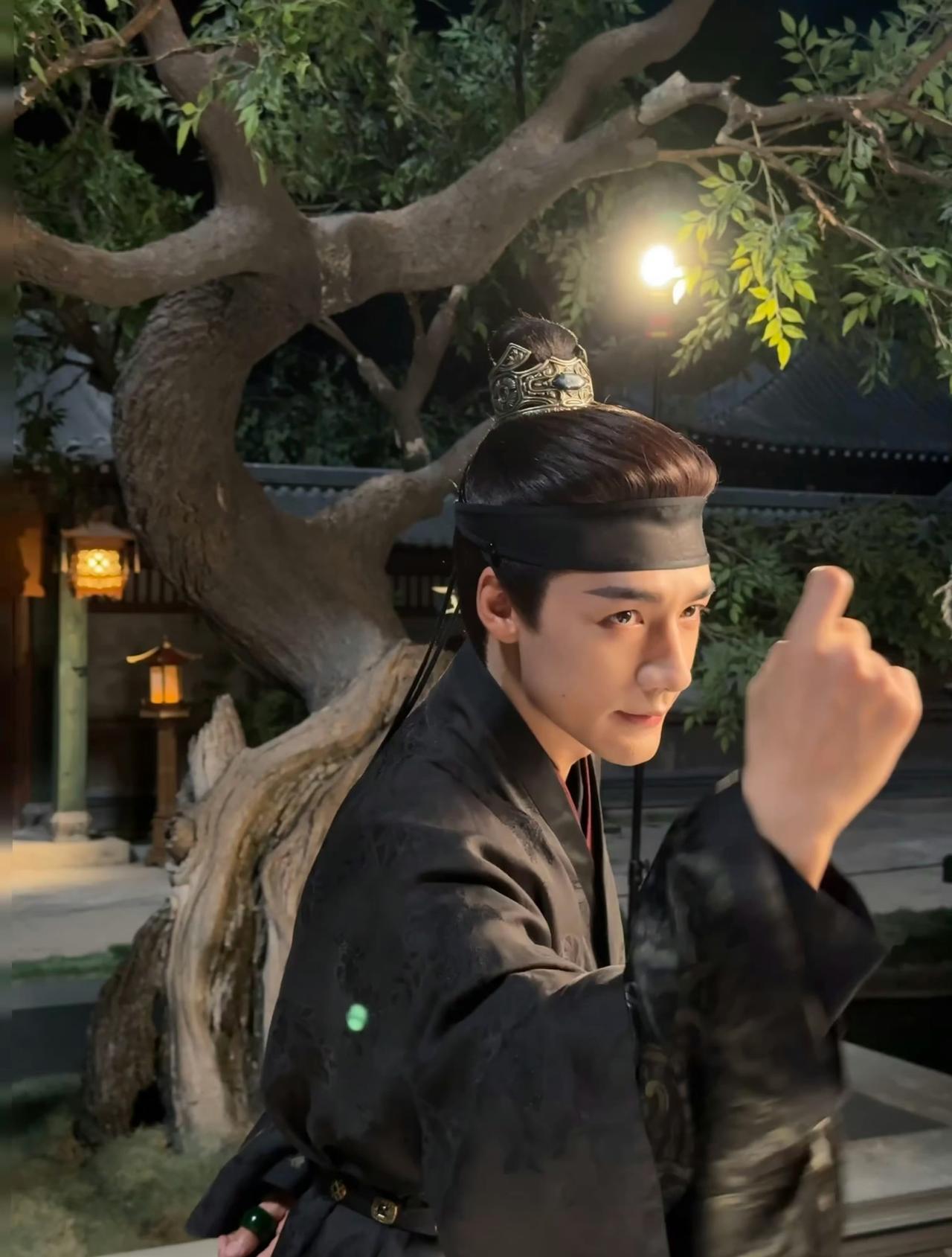 电视剧良陈美锦超话此沙陈彦允 谢谢良陈美锦这部剧，认识此沙，了解此沙，爱上此沙。