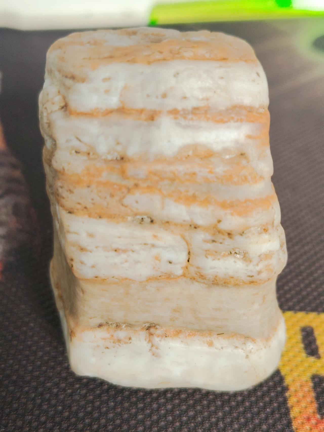 被拐卖的孩子，与亲生父母不亲！还该不该把他送回到自己亲生父母身边？
我认为，台独